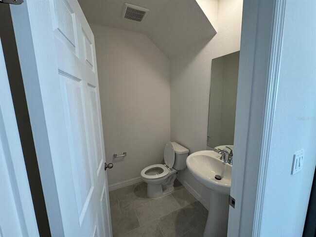 Building Photo - 4552 Burrowing Owl Lp