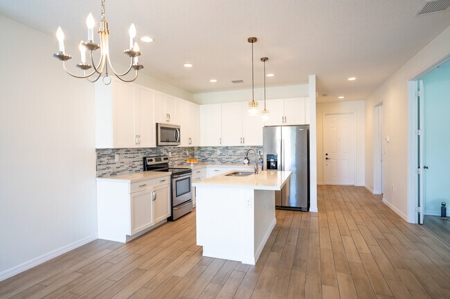Building Photo - 8936 Madrid Cir