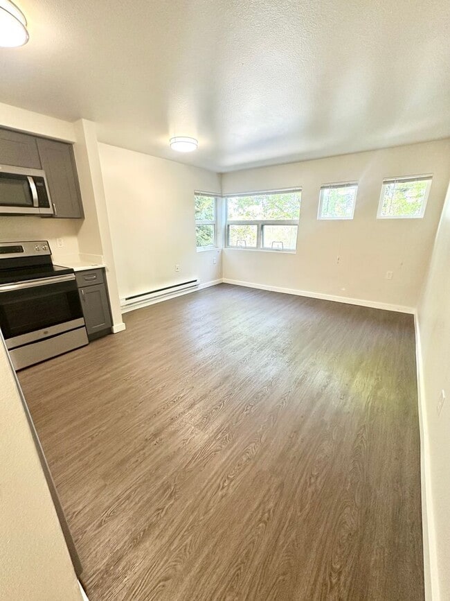 Interior Photo - Nordic Pointe