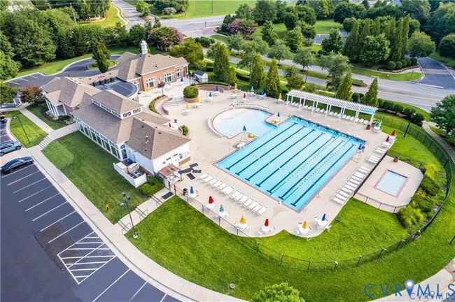 Building Photo - 6454 Fennec Run