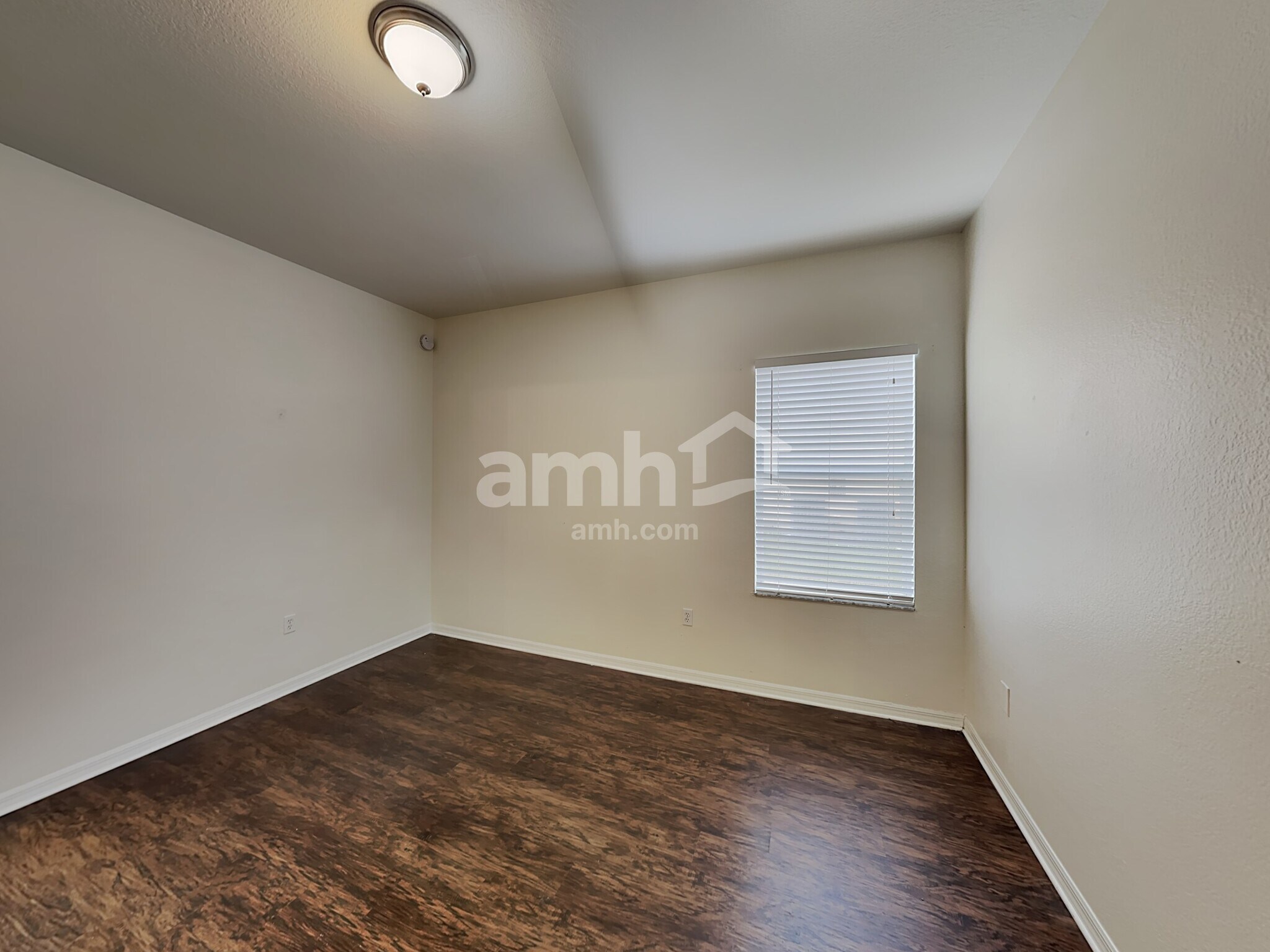 Building Photo - 10707 Carloway Hills Dr