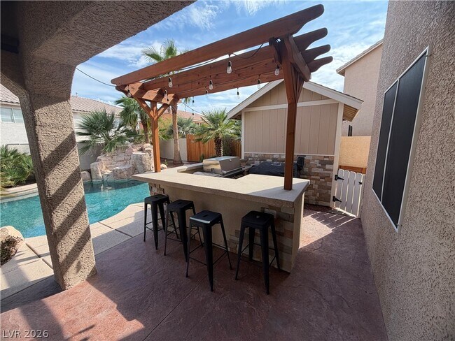 Building Photo - 6564 Fieldmouse Ave