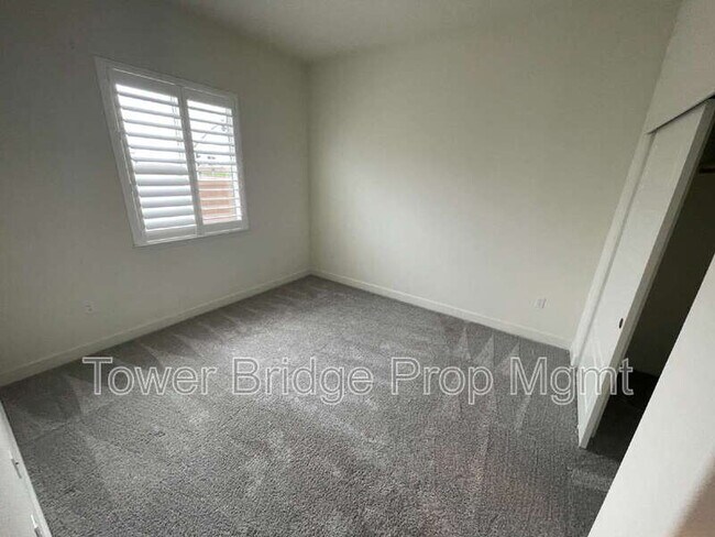 Building Photo - 5603 Drifton Way