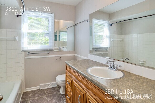 Building Photo - 3811 White St SW
