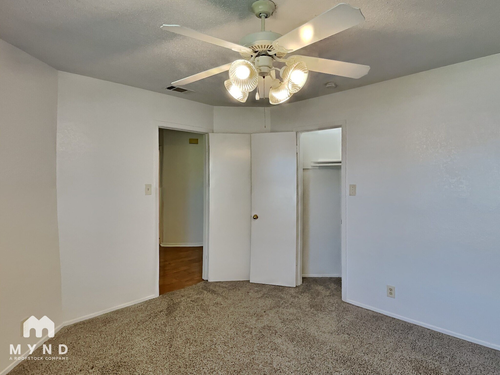 Building Photo - 1107 Peach Tree Cove