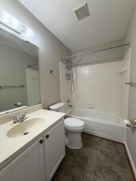 Building Photo - 1111 Castle Harbour Way