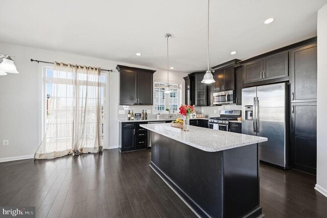 Building Photo - 23445 Millville Woods Square