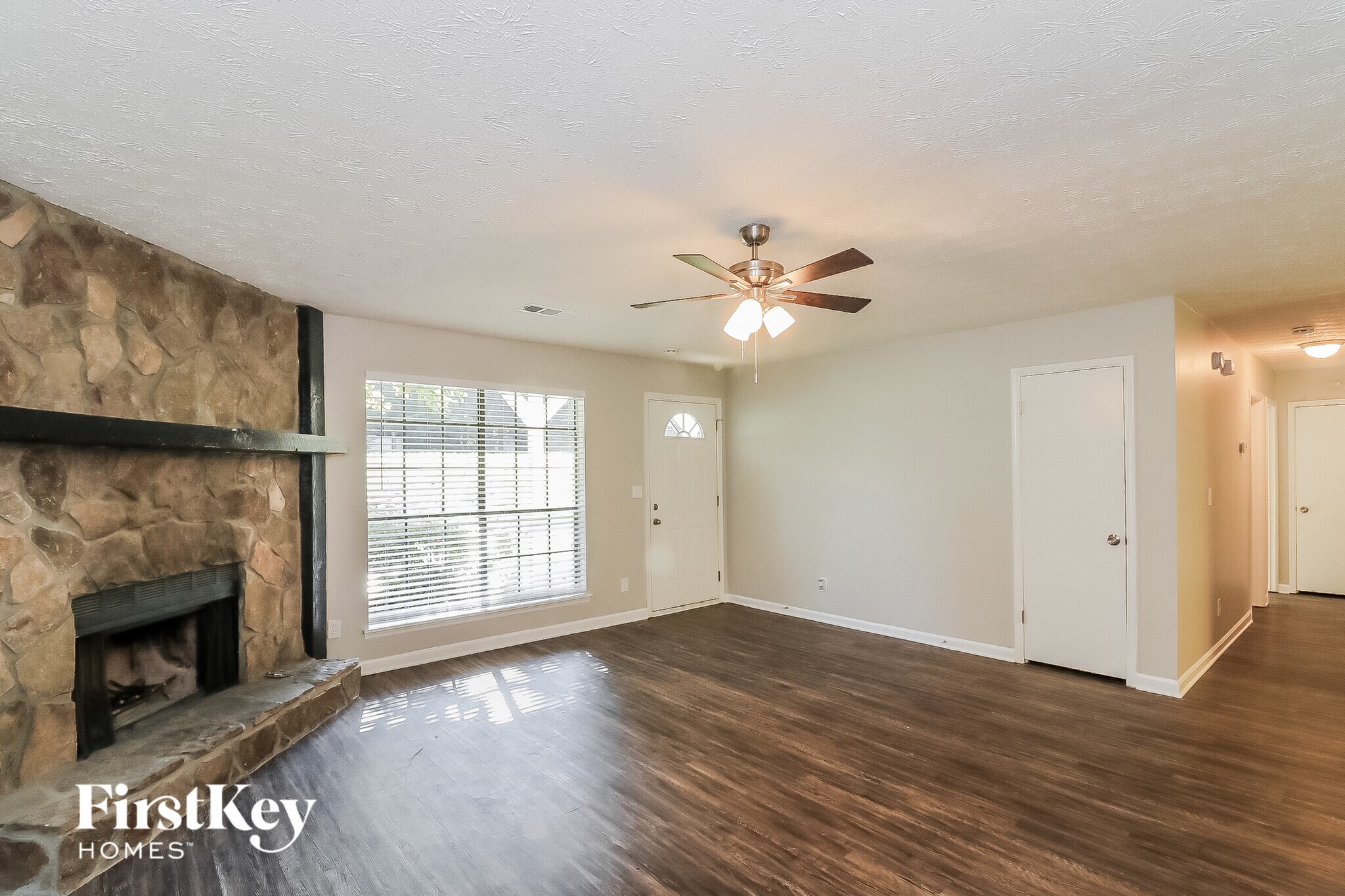 Building Photo - 4665 Jamerson Forest Pkwy