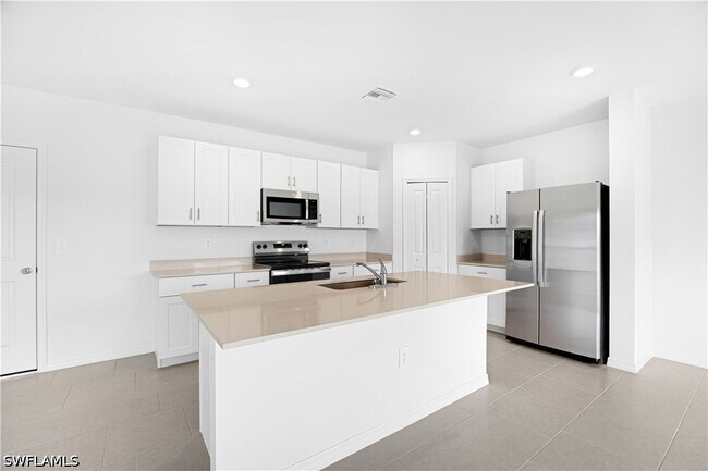 Building Photo - 4106 San Felice Ln