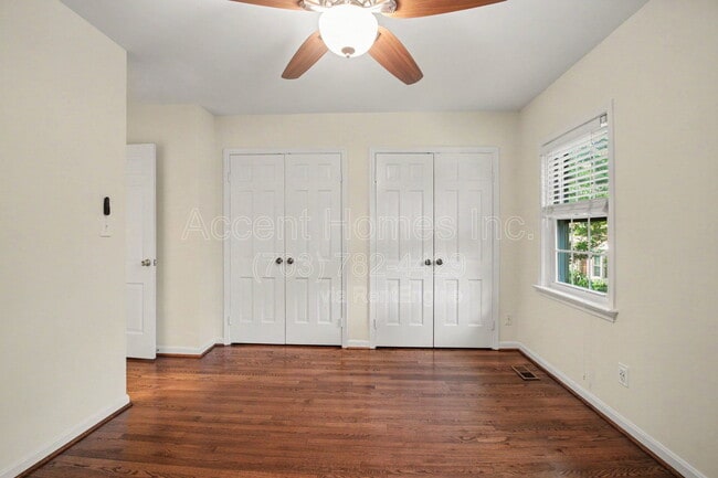 Building Photo - 449 Old Town Ct