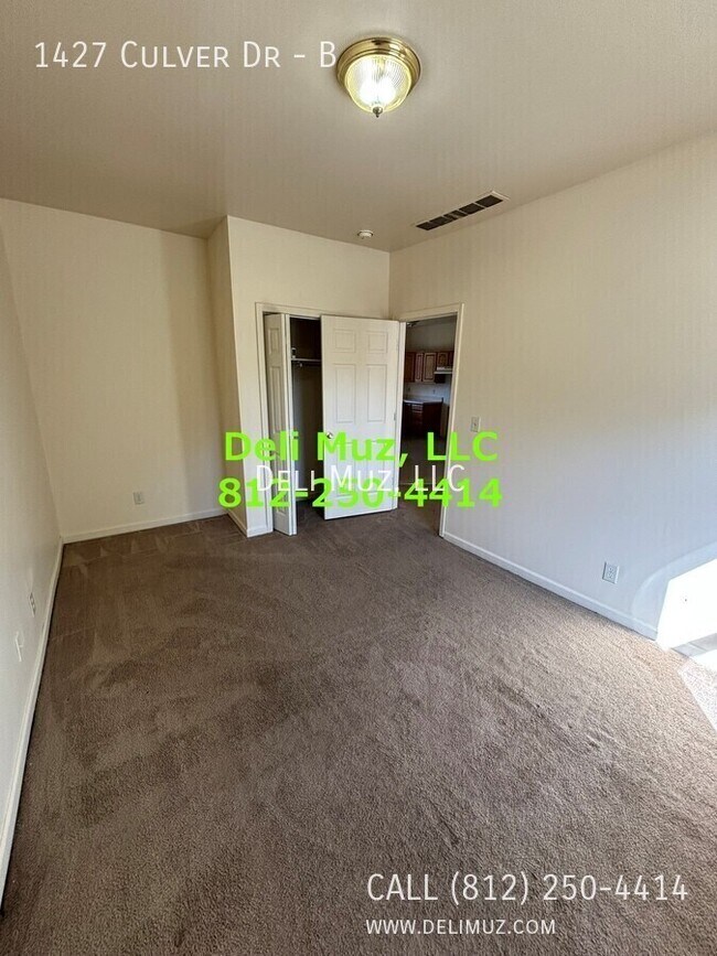 Building Photo - 1427 Culver Dr