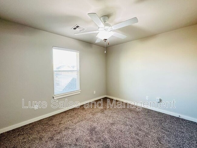 Building Photo - 2116 Camino Del Plaza Ln