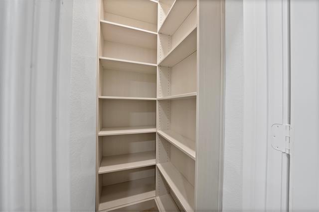 Building Photo - 7432 Seton Pl