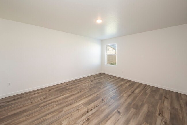 Building Photo - 11144 Maroon Bells Dr