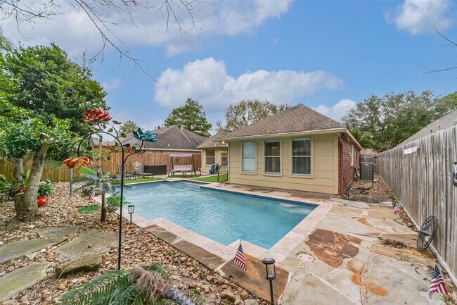 Building Photo - 9926 Elm Meadow Trail