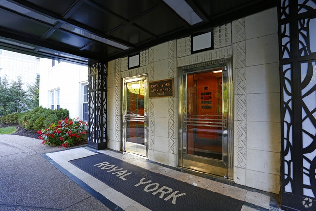 Building Photo - The Royal York Apartments