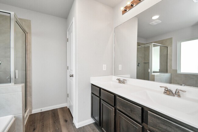 Building Photo - 24807 Bastiani Canvas Ln