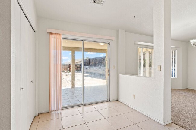 Building Photo - 2616 W Kassandra Pl