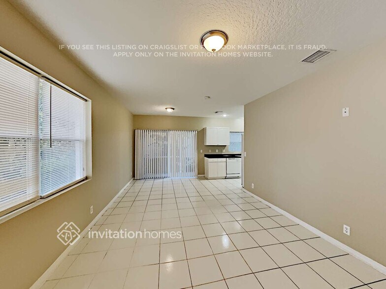 Building Photo - 3811 Jasmine Ln