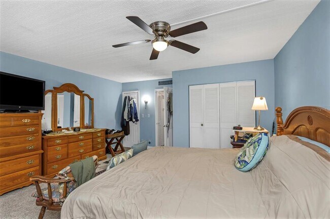 Building Photo - 4742 Azalea Dr