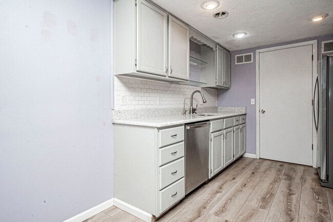 Building Photo - Please View 3D Virtual Walk-Through Before Scheduling a Showing
