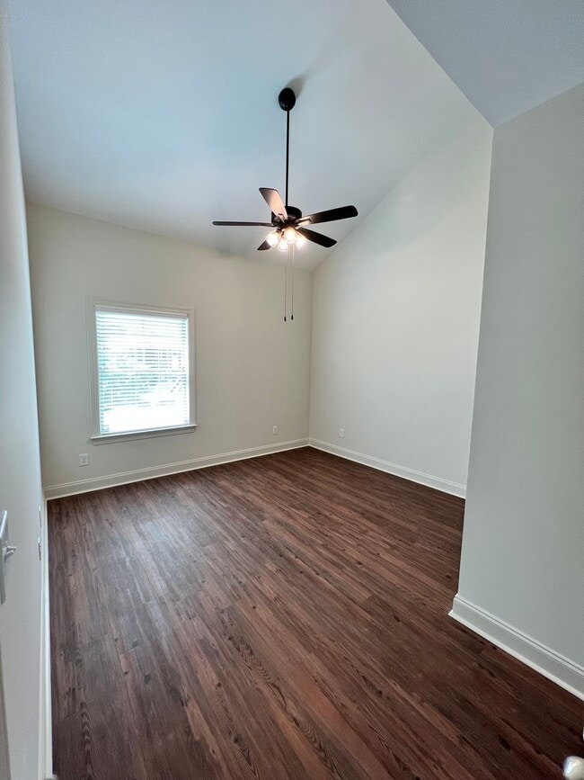Building Photo - East Longleaf Townhome