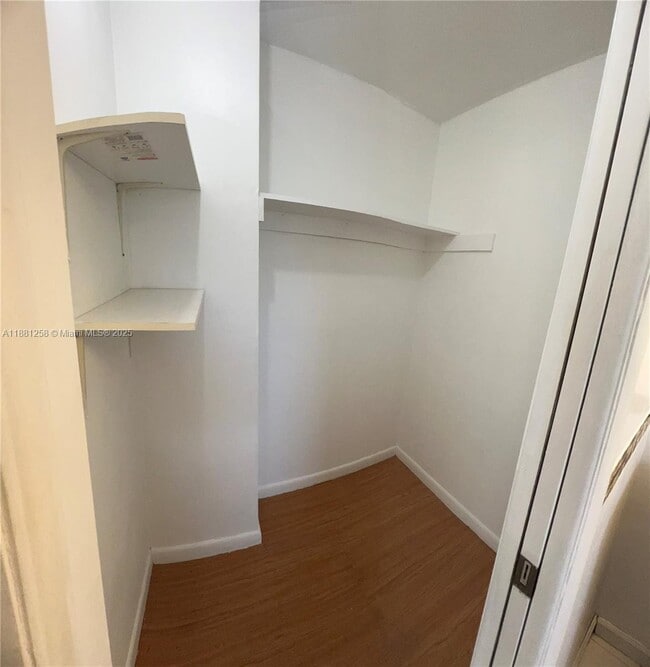Building Photo - 8607 SW 137th Ave