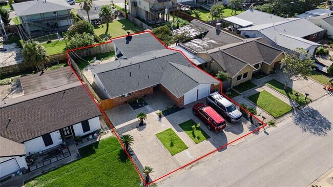 Primary Photo - 3415 80th St