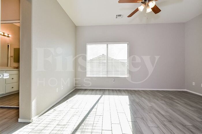 Building Photo - 7848 Marbledoe St