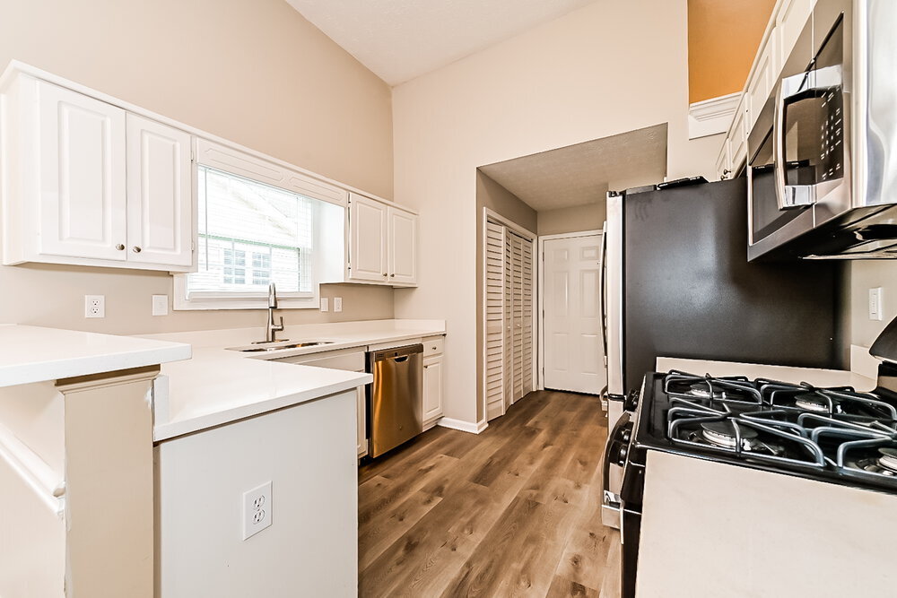 Building Photo - 125 Gingerbread Pl