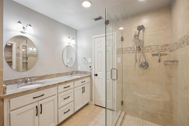 Building Photo - 7340 Wild Valley Dr