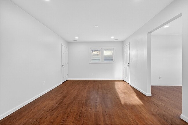 Building Photo - 269 Schuyler Ave