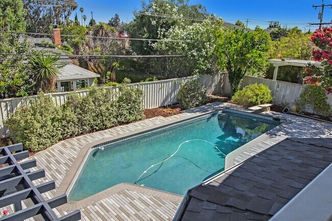 Building Photo - Beautiful Home For Rent in Cupertino with Solar, Pool and Sauna Coming Soon!