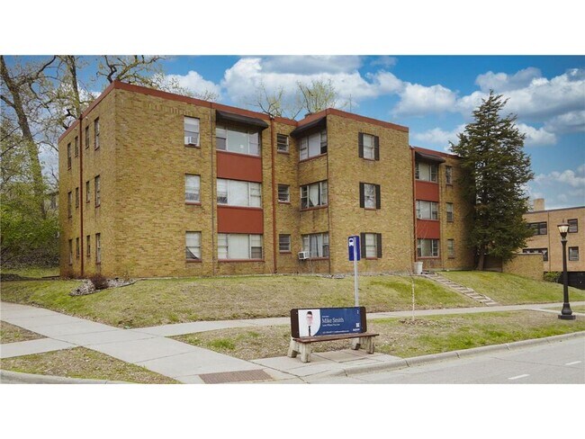 Building Photo - 235 Exeter Pl