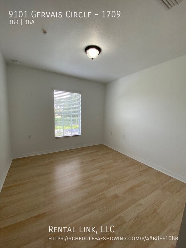 Building Photo - 9101 Gervais Cir