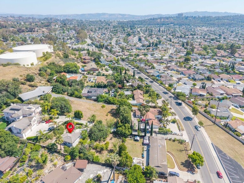 Building Photo - 1712 Pass and Covina Rd