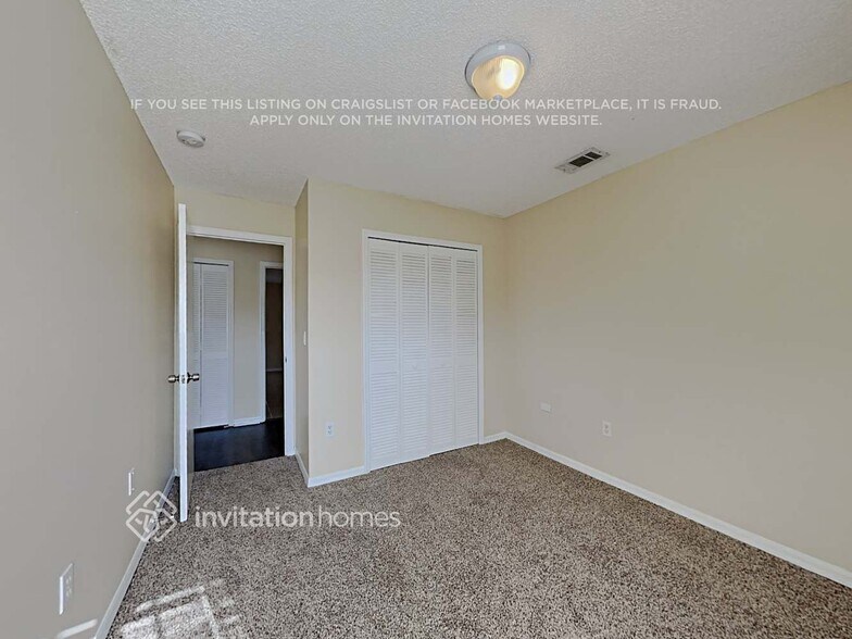 Building Photo - 2940 Theresa Dr