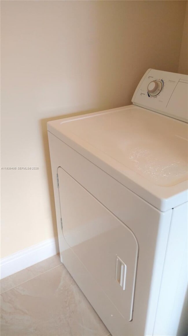 Building Photo - 4404 SW 160th Ave