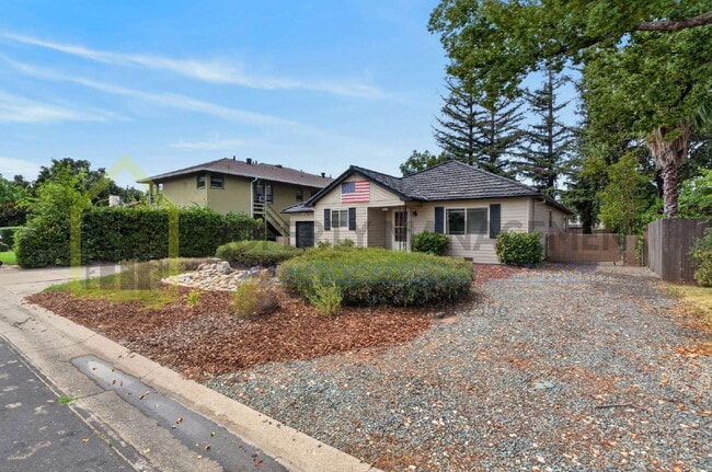 Building Photo - 9550 Colton Ave