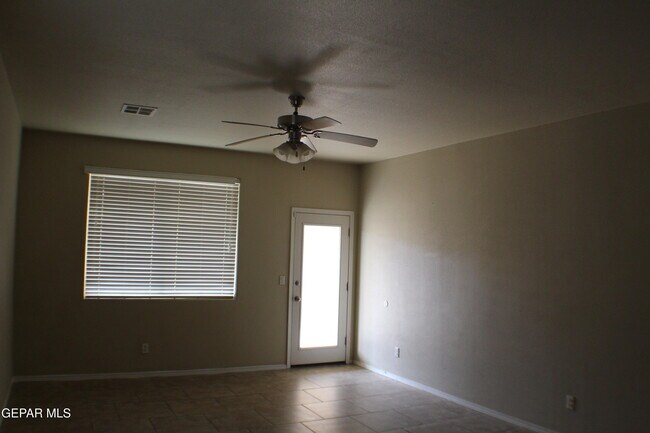 Building Photo - 12449 Chamberlain Dr