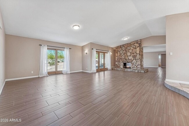 Building Photo - 12624 N 73rd Pl