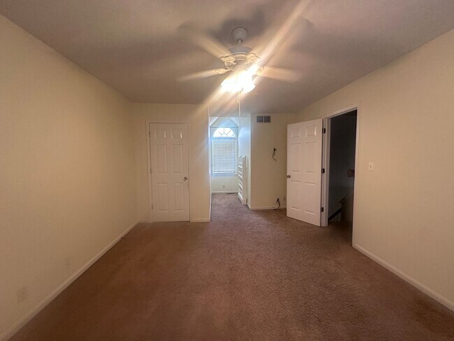 Building Photo - 5307 Silver Wing Blvd