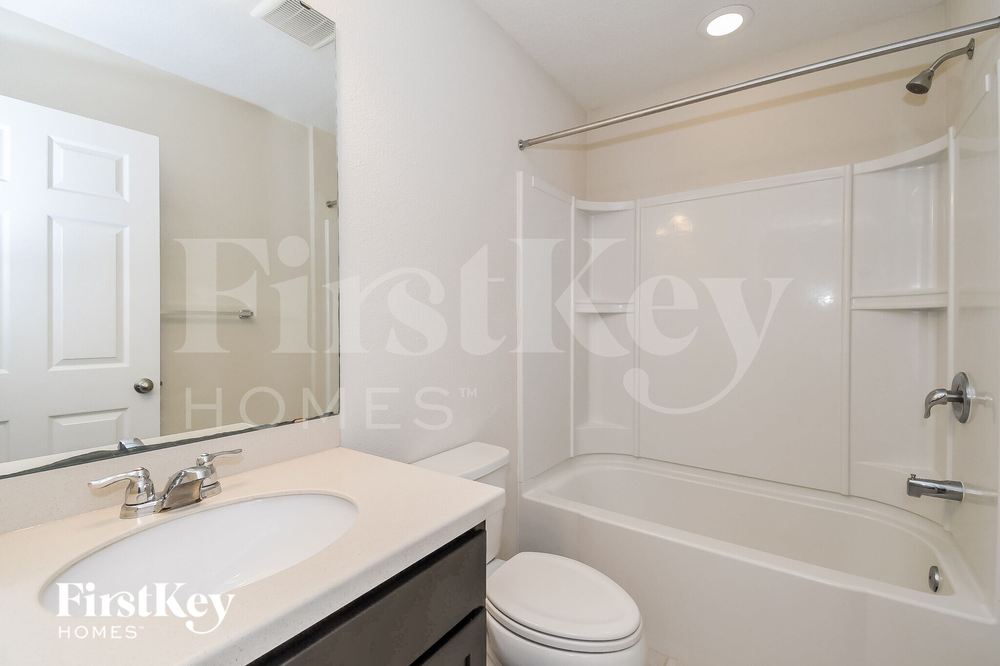 Building Photo - 229 Santorini Ct