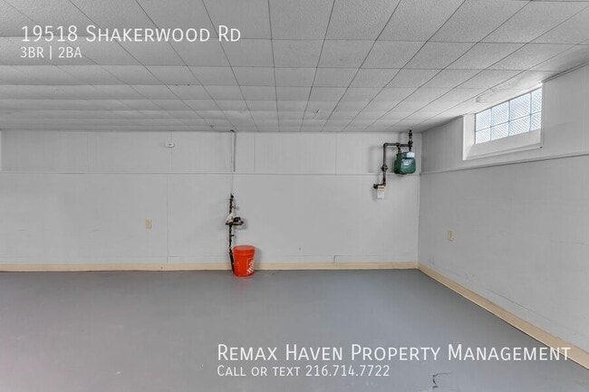 Building Photo - 19518 Shakerwood Rd