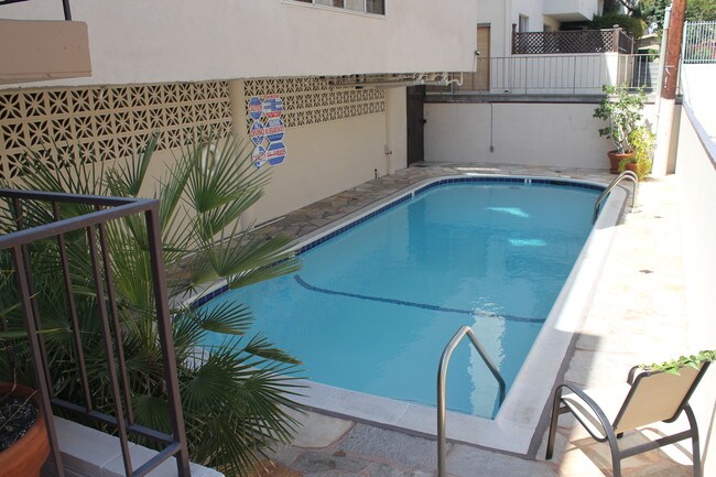 Pool Onsite - 11820 Mayfield Ave