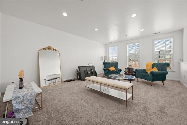 Building Photo - 9411 Geaton Park Pl