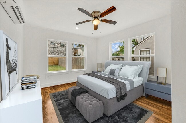 Building Photo - 6620 Lawndale St