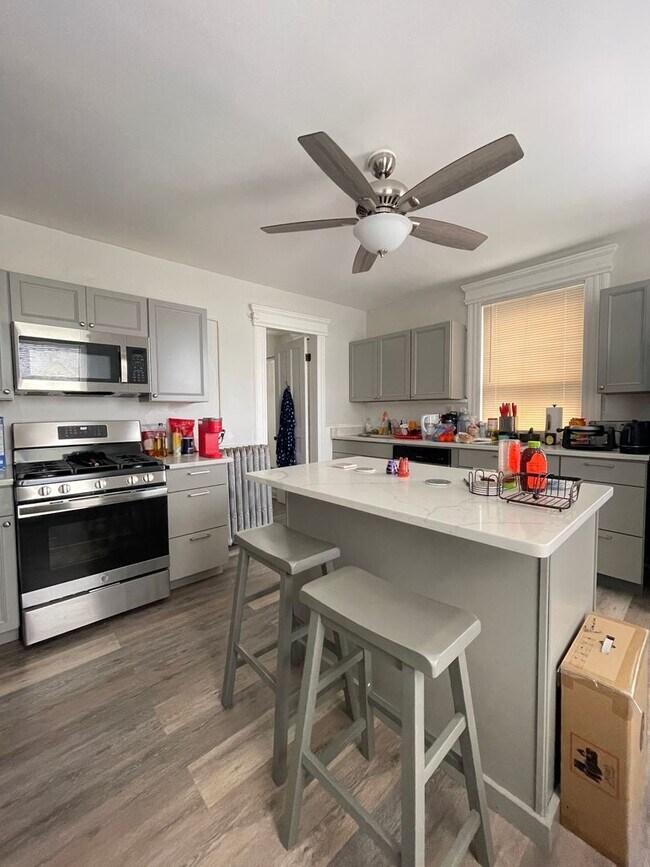 Building Photo - 23-25 Woodland Street