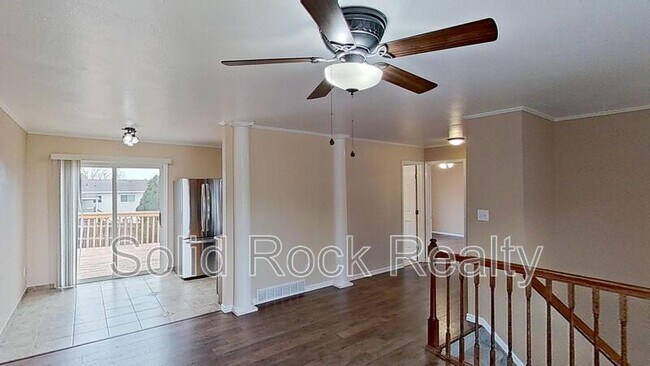 Building Photo - 2615 Tomah Pl