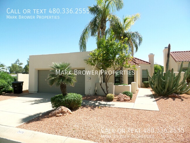 Building Photo - 2175 E Loma Vista Dr